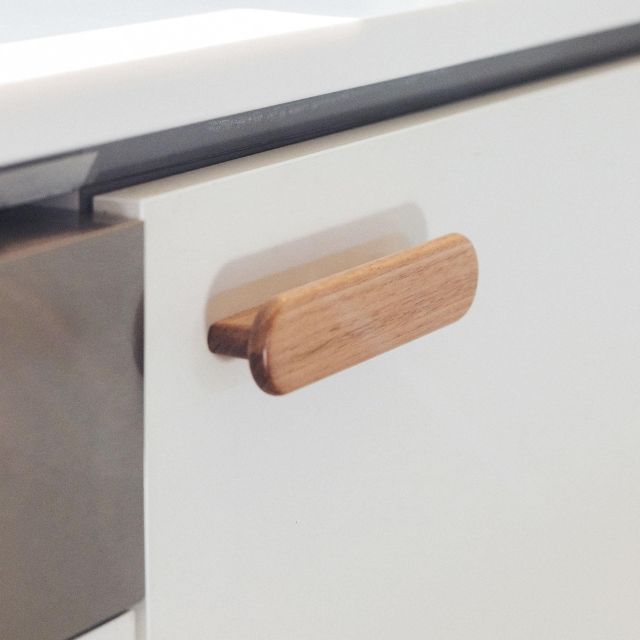 Lifestyle Castella Hydrowood Iluka Timber Pull Handle 350.096.90 - The Blue Space