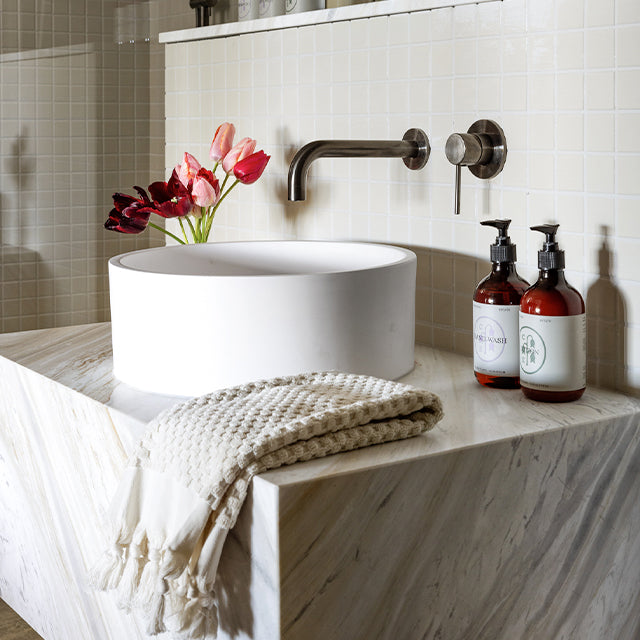 Lifestyle Meir Round Curved Spout Shadow - The Blue Space