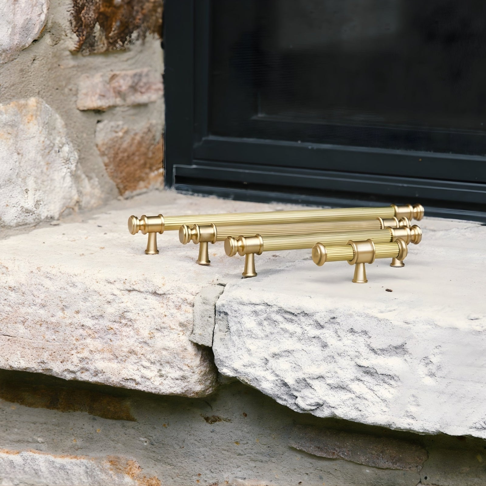 Variations Turner Hastings Verona 128mm Pull Handle Brushed Brass VE128CB-BB - The Blue Space