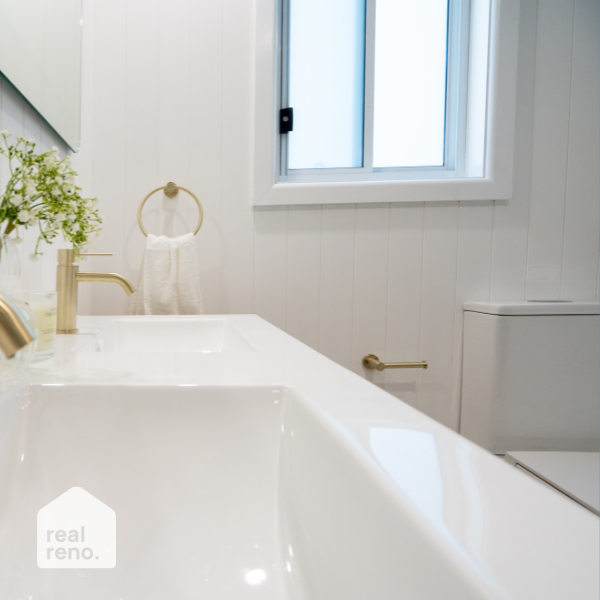 Nero Mecca Hand Towel Ring Brushed Gold | The Blue Space Real Reno