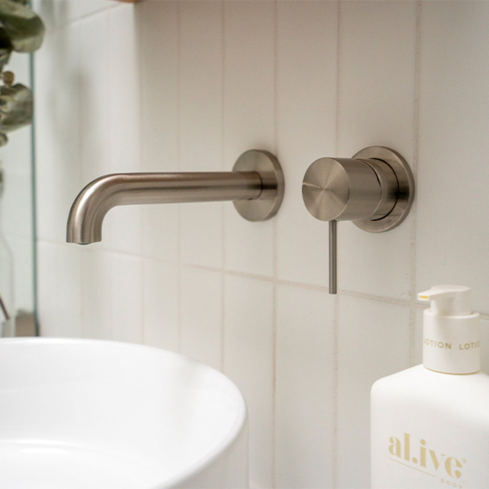 cam and jules family bathroom x the blue space, nero brushed nickel mecca tapware