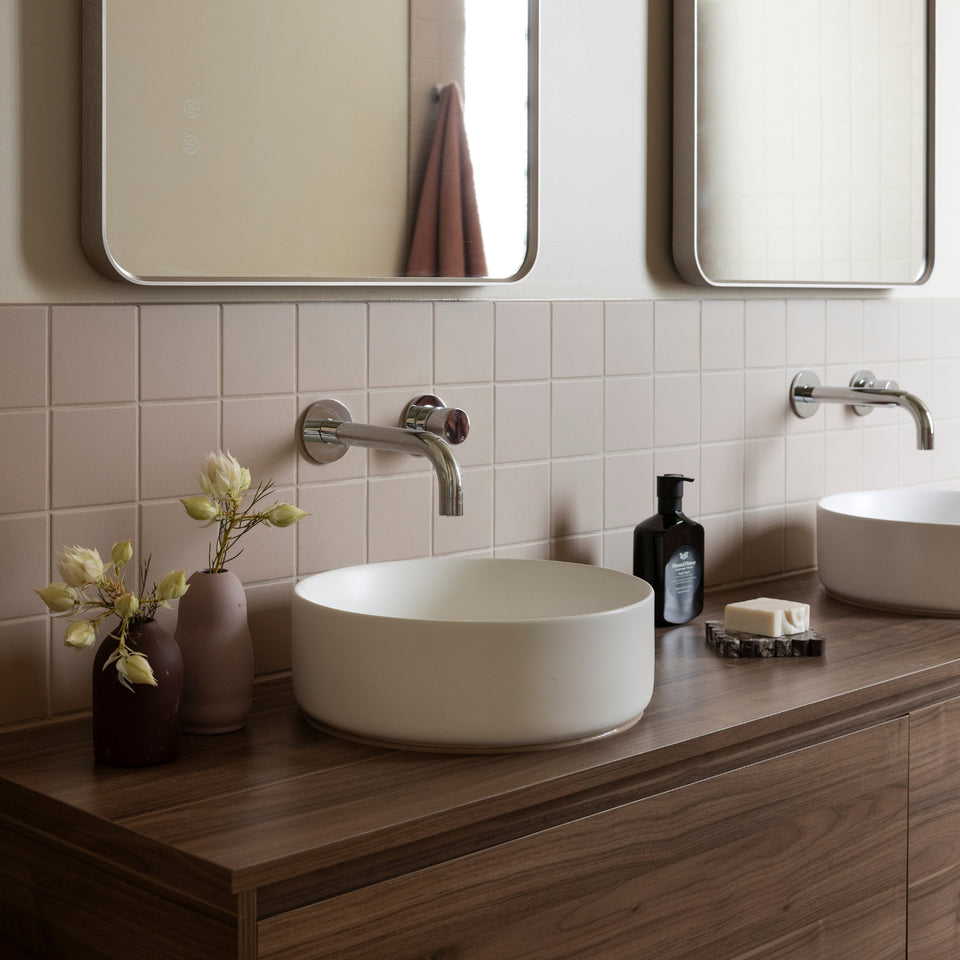 Meir Round Curved Spout 200mm Chrome