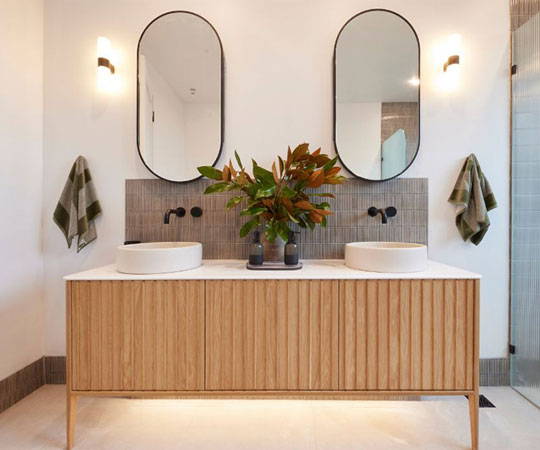 {"type":"root","children":[{"type":"paragraph","children":[{"type":"text","value":"The appeal of a fluted vanity"}]}]}