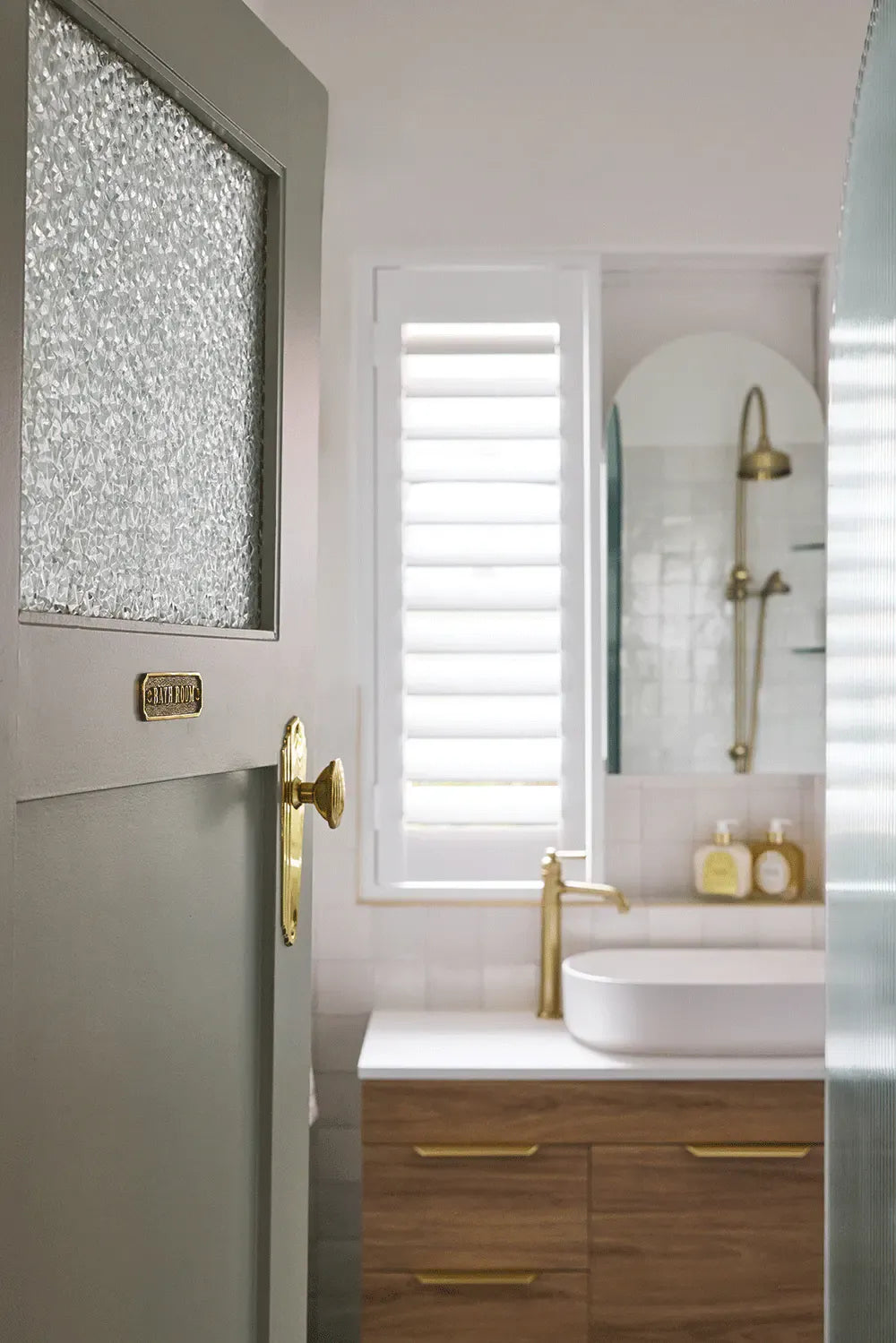 {"type":"root","children":[{"type":"paragraph","children":[{"type":"text","value":"The Project and Vision"}]}]}